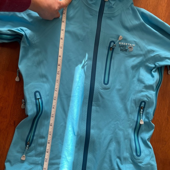 Mountain Hard Wear Women’s Waterproof Jacket - Picture 4 of 8